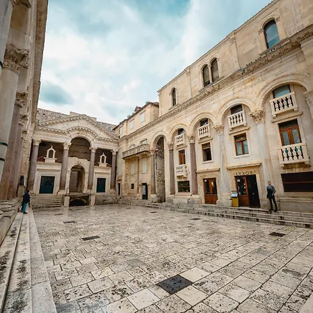 Razglednica Gostinjska kuća Split